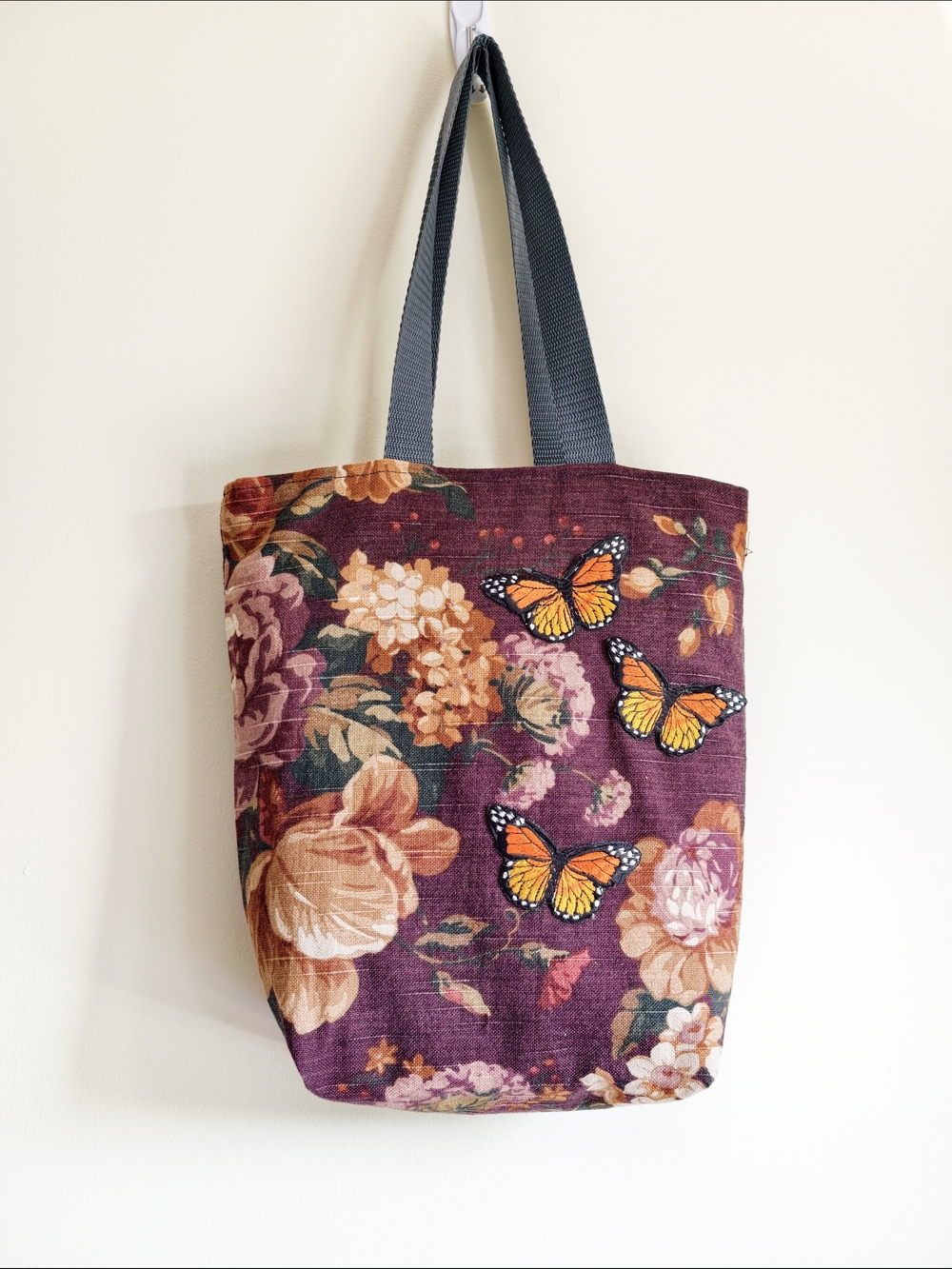 Floral Butterfly Tote Bag in Plum